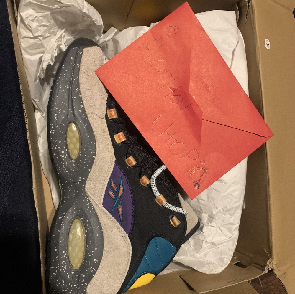 Gone Fishing Reebok - Picture 3 of 3